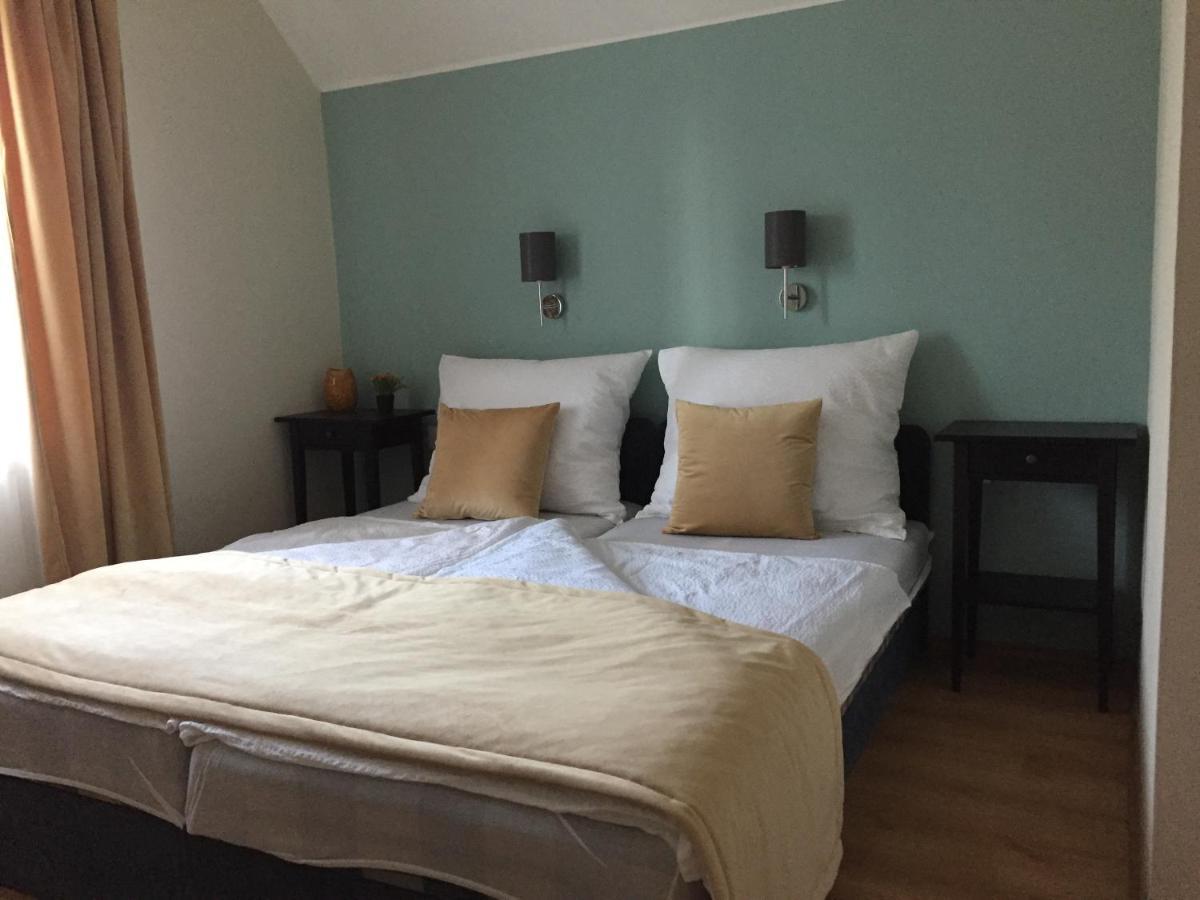 Kikerics Vendeghaz Bed & Breakfast วิลานี ภายนอก รูปภาพ