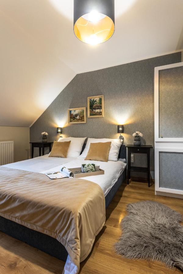 Kikerics Vendeghaz Bed & Breakfast วิลานี ภายนอก รูปภาพ