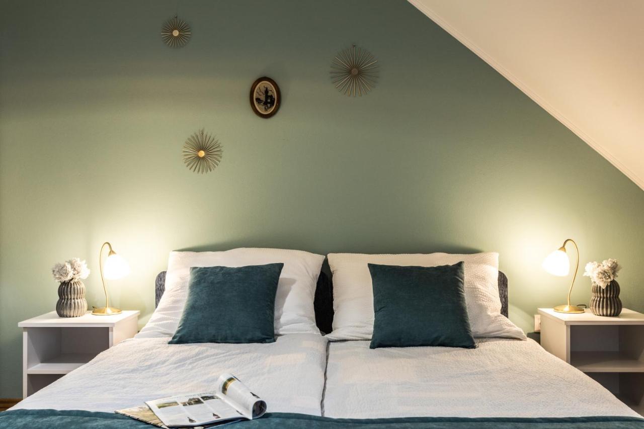 Kikerics Vendeghaz Bed & Breakfast วิลานี ภายนอก รูปภาพ