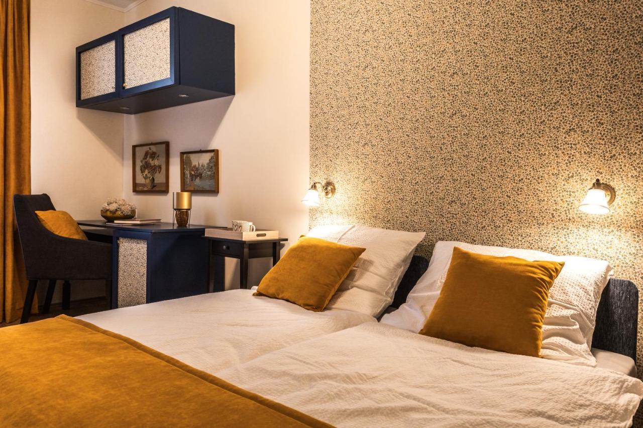 Kikerics Vendeghaz Bed & Breakfast วิลานี ภายนอก รูปภาพ